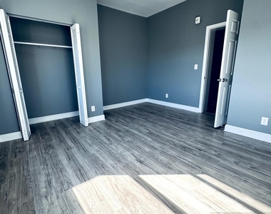 1401 Division Avenue - Photo Thumbnail 11