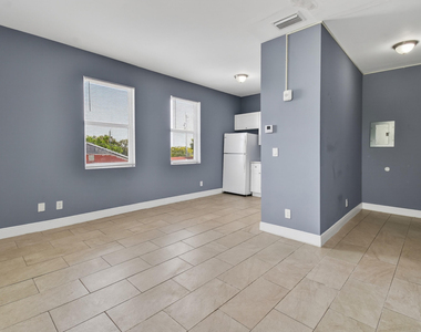 1401 Division Avenue - Photo Thumbnail 1