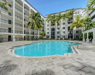 1660 Renaissance Commons Boulevard - Photo Thumbnail 29