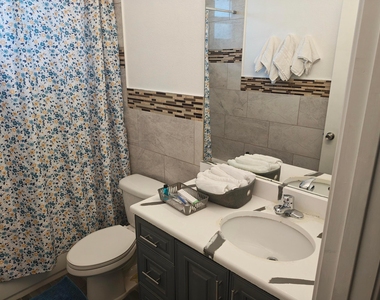 376 Sw Tulip Boulevard - Photo Thumbnail 6