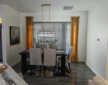 376 Sw Tulip Boulevard - Photo Thumbnail 14