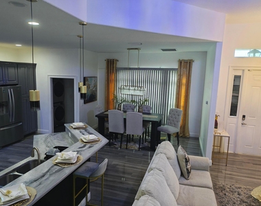 376 Sw Tulip Boulevard - Photo Thumbnail 17