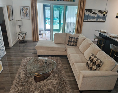 376 Sw Tulip Boulevard - Photo Thumbnail 36