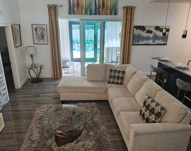376 Sw Tulip Boulevard - Photo Thumbnail 35