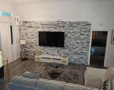 376 Sw Tulip Boulevard - Photo Thumbnail 32