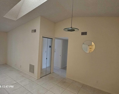 2500 Se Anchorage Cove - Photo Thumbnail 8