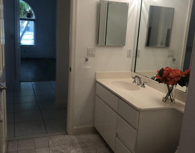 2771 Nw 49th Street - Photo Thumbnail 20