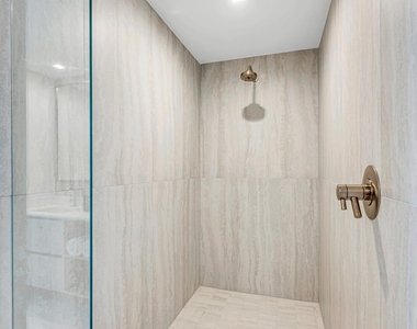 77 Se 5th Street - Photo Thumbnail 23