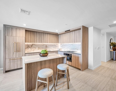 77 Se 5th Street - Photo Thumbnail 43