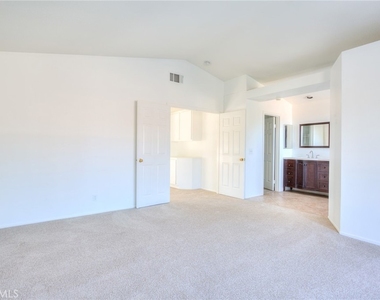 6153 Orvieto Court - Photo Thumbnail 18