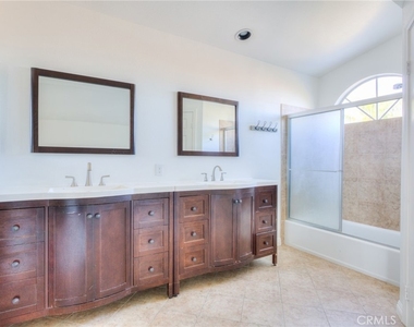 6153 Orvieto Court - Photo Thumbnail 23