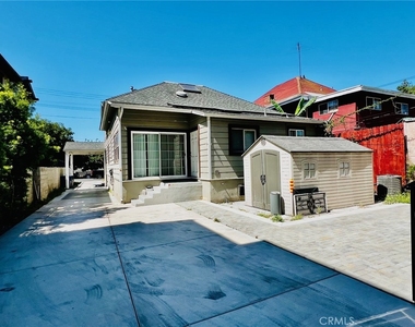 913 W 21st - Photo Thumbnail 33
