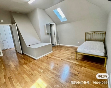 913 W 21st - Photo Thumbnail 23