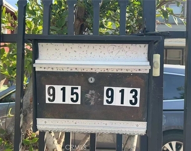 913 W 21st - Photo Thumbnail 1