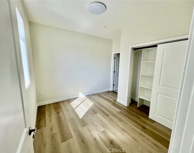 913 W 21st - Photo Thumbnail 47