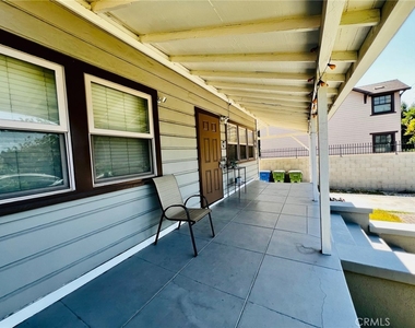 913 W 21st - Photo Thumbnail 7