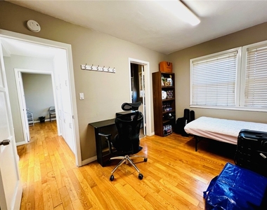 913 W 21st - Photo Thumbnail 29