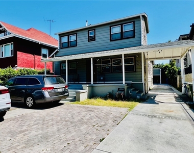 913 W 21st - Photo Thumbnail 2
