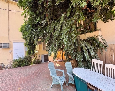 1744 Huntington Drive - Photo Thumbnail 49