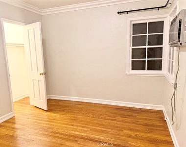 1744 Huntington Drive - Photo Thumbnail 36