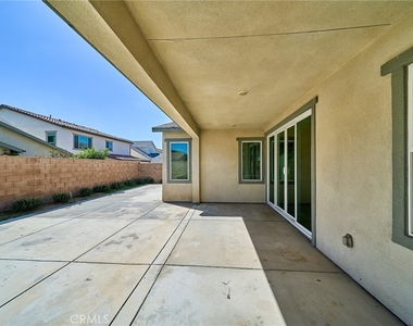 2622 E Embry Lane - Photo Thumbnail 28