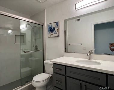 2118 Camino Largo Dr - Photo Thumbnail 6