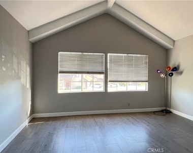 2118 Camino Largo Dr - Photo Thumbnail 14