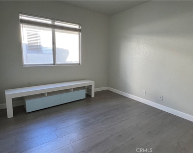 2118 Camino Largo Dr - Photo Thumbnail 13
