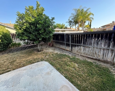 36168 Leeds Street - Photo Thumbnail 4
