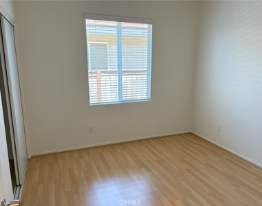 36168 Leeds Street - Photo Thumbnail 24