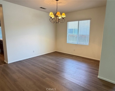 36168 Leeds Street - Photo Thumbnail 17