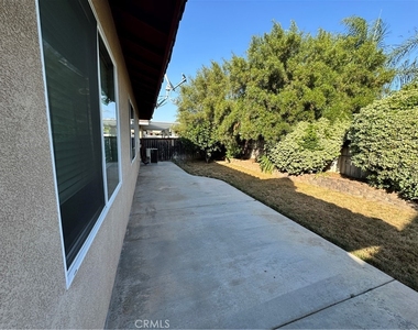 36168 Leeds Street - Photo Thumbnail 2