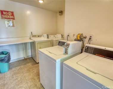 4546 Murietta Avenue - Photo Thumbnail 16