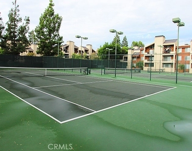 21550 Burbank Boulevard - Photo Thumbnail 18