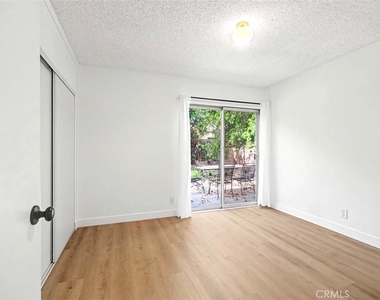 4413 Canoga - Photo Thumbnail 20