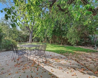 4413 Canoga - Photo Thumbnail 31