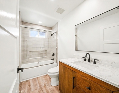 8738 Monogram Avenue - Photo Thumbnail 24