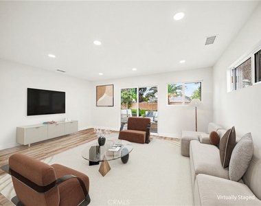 8738 Monogram Avenue - Photo Thumbnail 17