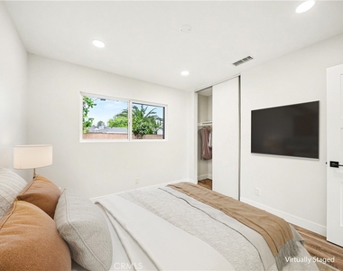 8738 Monogram Avenue - Photo Thumbnail 31