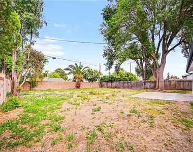 8738 Monogram Avenue - Photo Thumbnail 46
