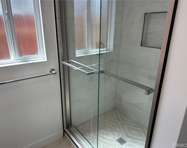 619 S Brand Boulevard - Photo Thumbnail 13