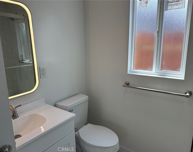 619 S Brand Boulevard - Photo Thumbnail 12