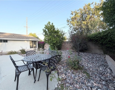8303 Natalie Lane - Photo Thumbnail 21