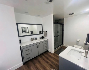 1645 Camden Avenue - Photo Thumbnail 5