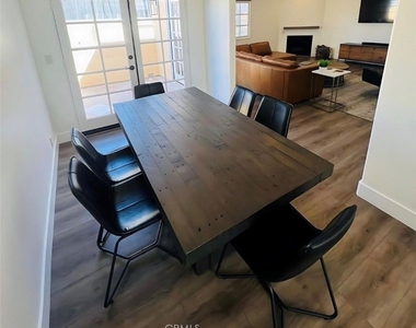 1645 Camden Avenue - Photo Thumbnail 3
