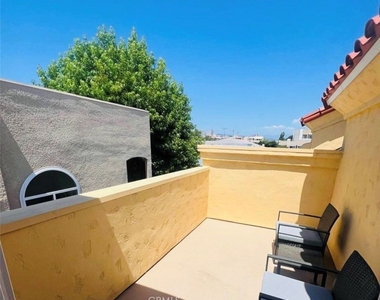 1645 Camden Avenue - Photo Thumbnail 11