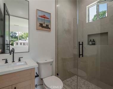 5817 Cantaloupe Avenue - Photo Thumbnail 40
