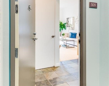 388 E Ocean Boulevard - Photo Thumbnail 27