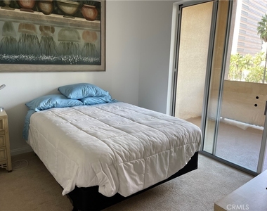 388 E Ocean Boulevard - Photo Thumbnail 8
