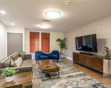 388 E Ocean Boulevard - Photo Thumbnail 18
